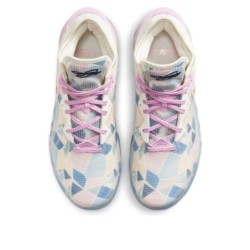 Nike LeBron 18 - Conçue pour la Puissance et la Vitesse sur le Terrain