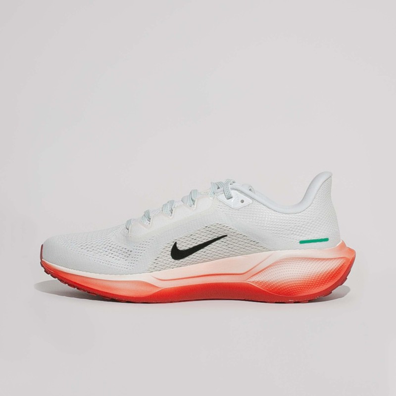 Nike Pegasus 41 - Système de Laçage Personnalisable