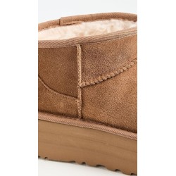 UGG Classic Ultra Mini Platform 1135092 | Bottes Versatiles